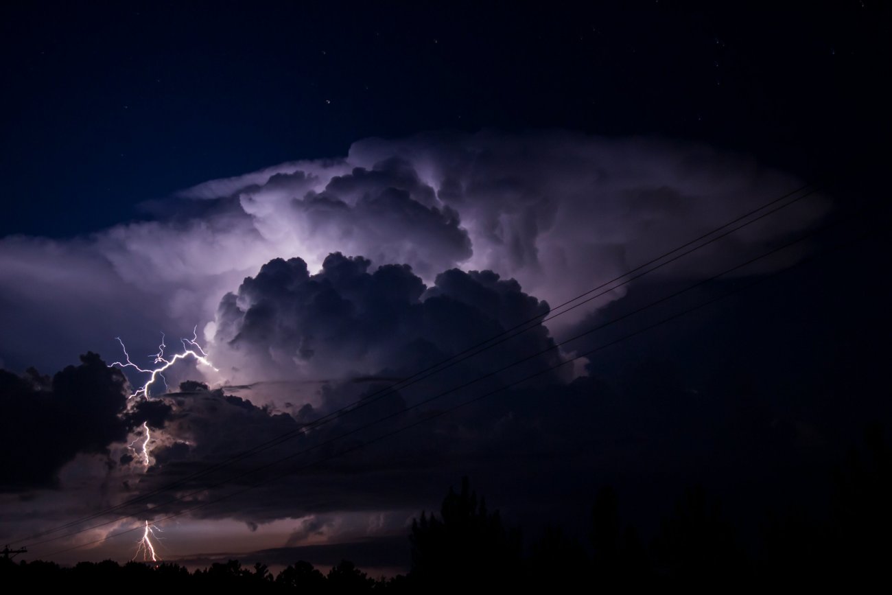 Cloud-To-Ground-Lightning.jpg