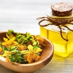 Dziurawiecwaciwociizastosowaniewmedycynie_Medicare_pl_Easy-Resize_com.jpg.71ff03e6e8d28946c51dc6b5767b7294.jpg