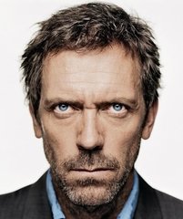 HughLaurie_Easy-Resize_com.jpg.ae74aa725f6cc8fc7de2265db04ec4ac.jpg