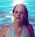 LanaDelReyinShadesofCool(1)_Easy-Resize.com(1).jpg.035ff6a3dfe1274917f7de883fc6c277.jpg